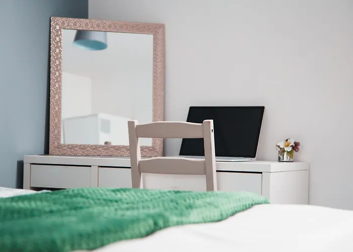Modern And Stylish 1 Bed Flat