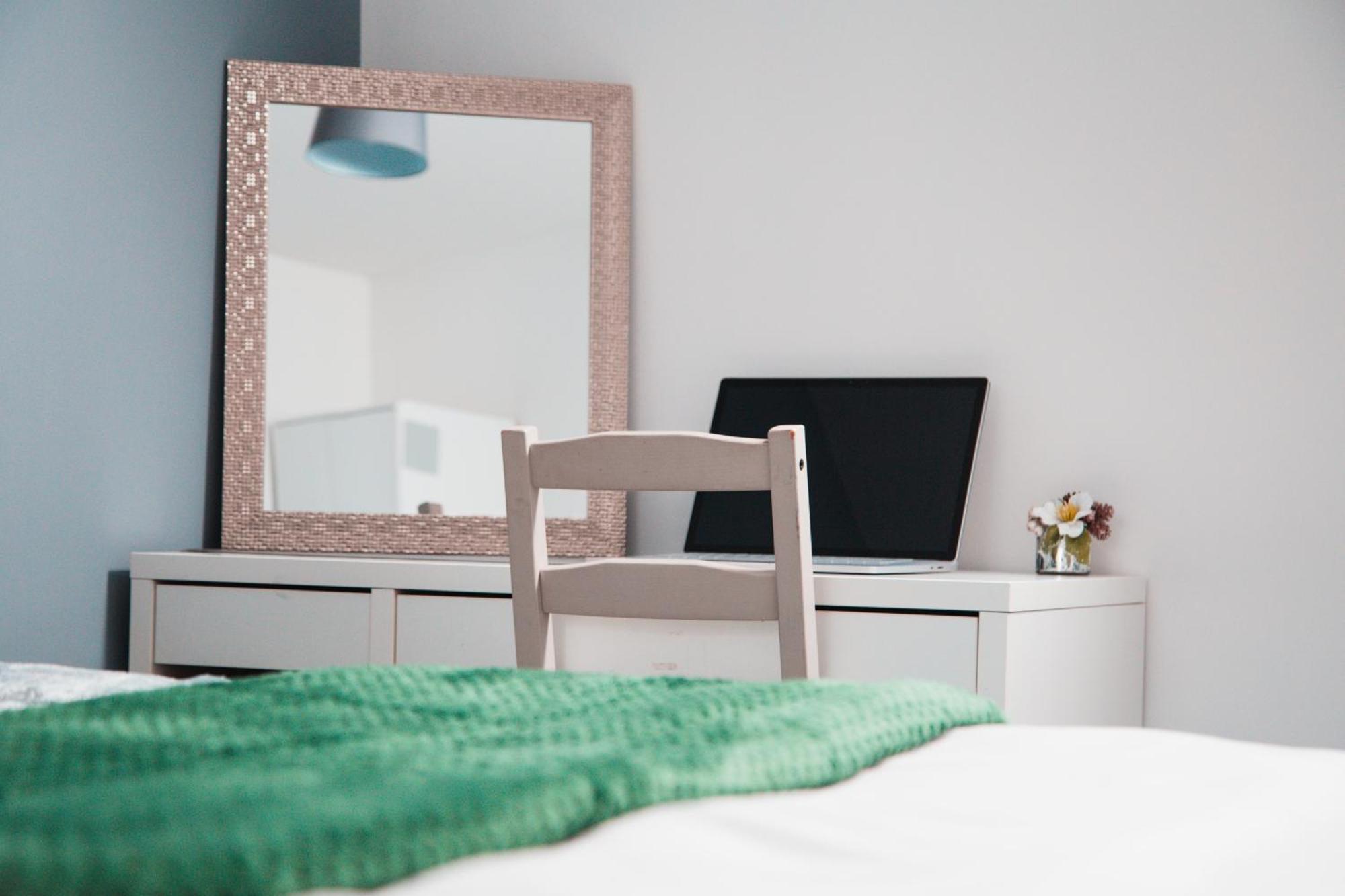 Apartment Modern And Stylish 1 Bed Flat