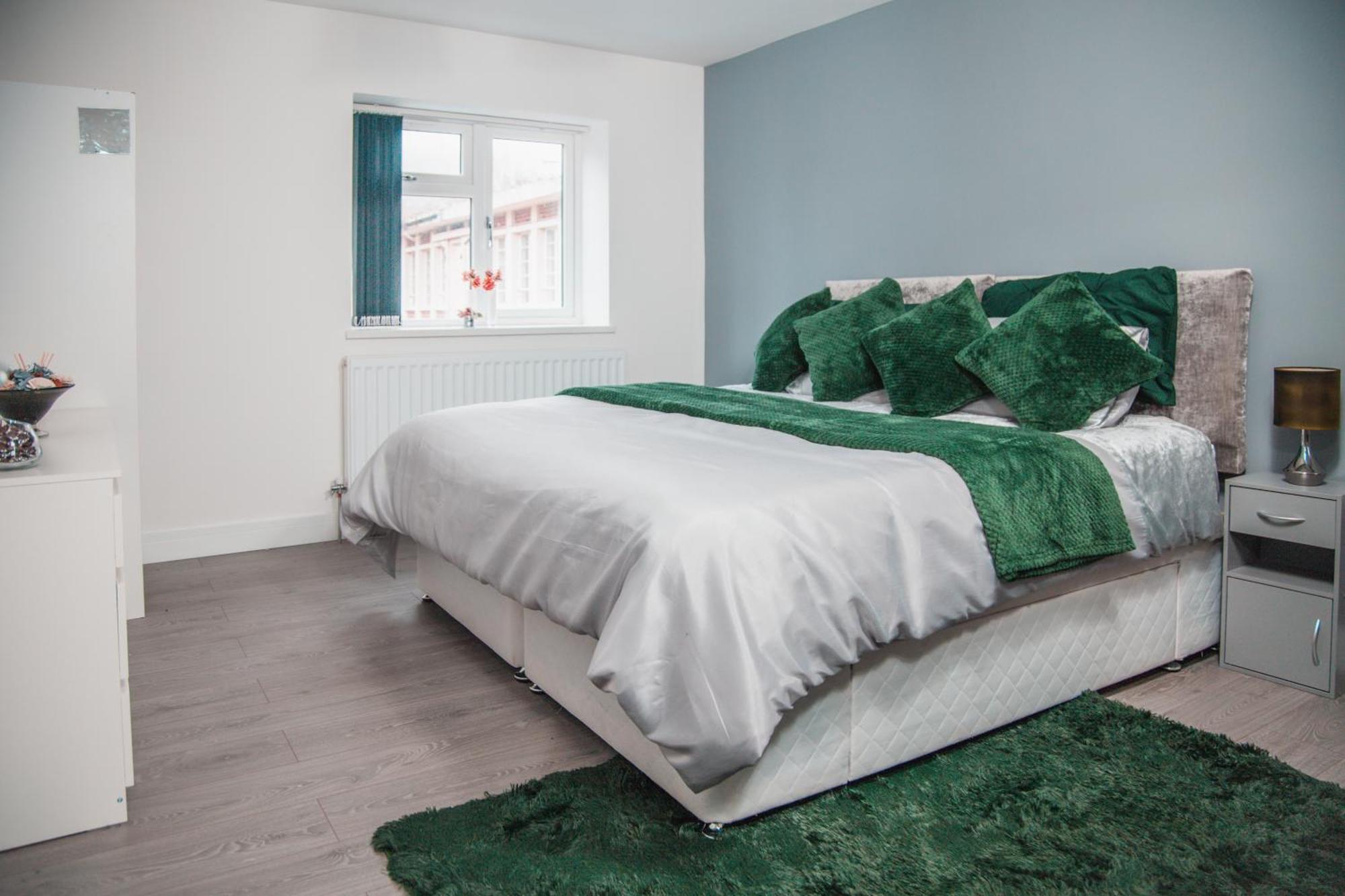 Modern And Stylish 1 Bed Flat * High Wycombe