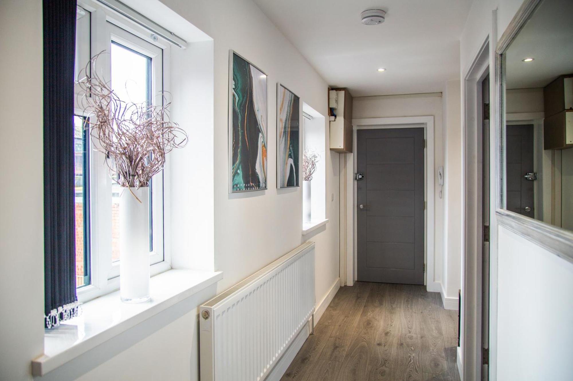 Modern And Stylish 1 Bed Flat Apartment High Wycombe