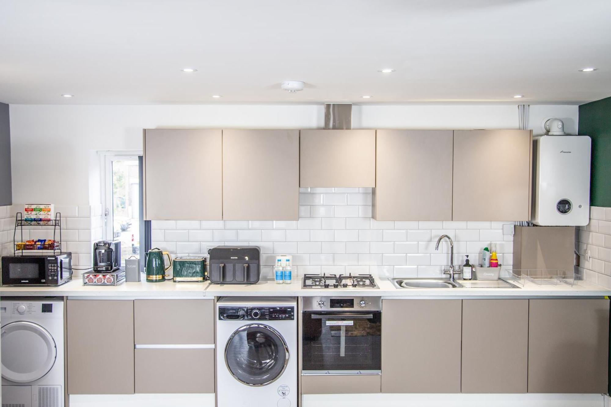 Modern And Stylish 1 Bed Flat *
