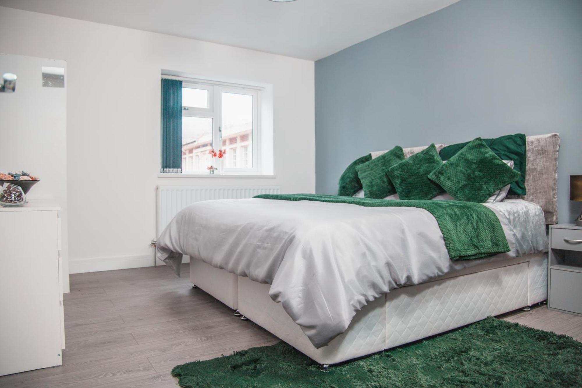 Modern And Stylish 1 Bed Flat